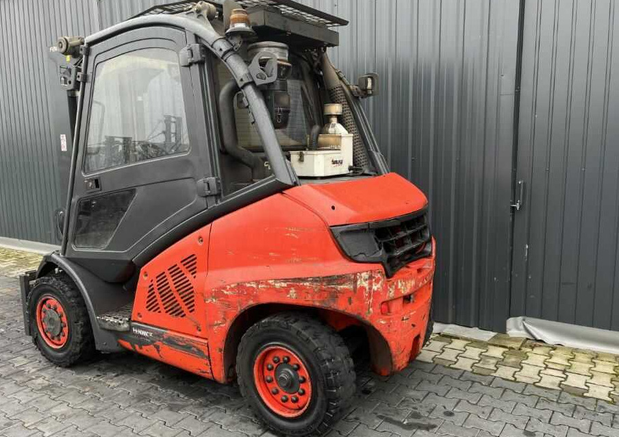 Linde H40D-02 - Empilhador a diesel: foto 3 Linde H40D-02 - Empilhador a diesel: foto 3