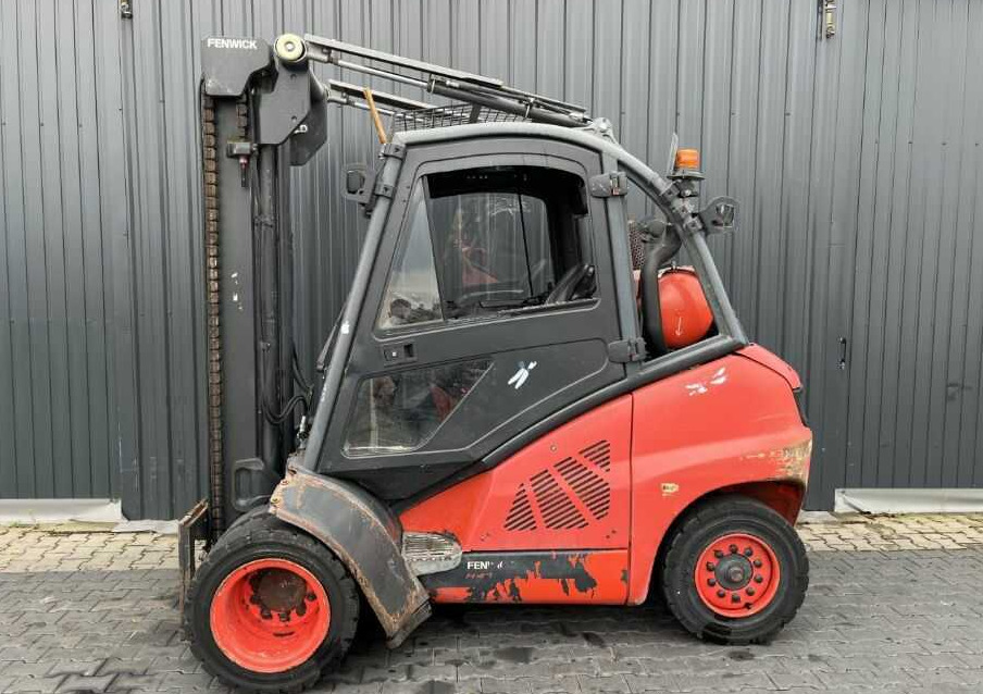 Linde H40T-02 - Empilhador a gás: foto 2 Linde H40T-02 - Empilhador a gás: foto 2