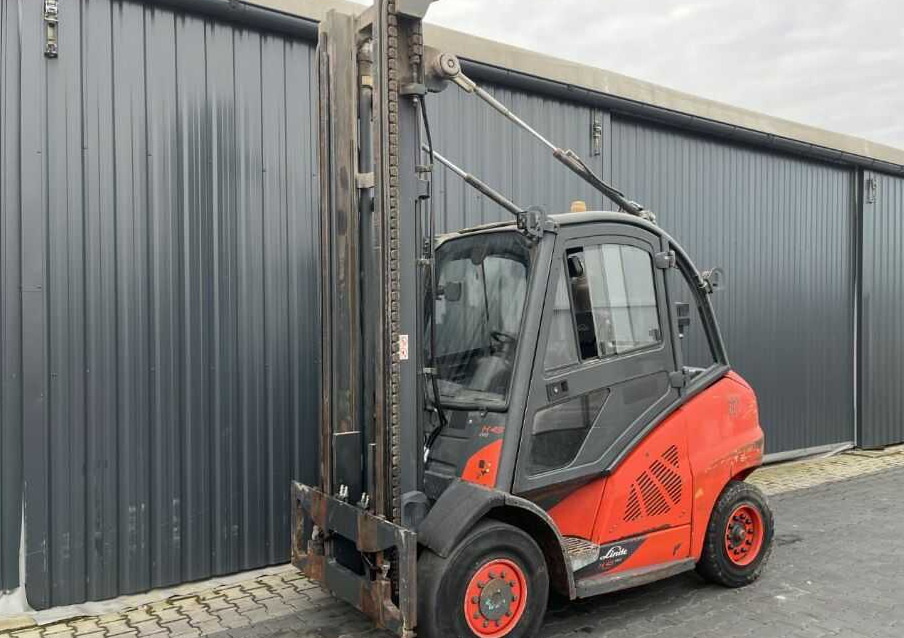 Linde H45D-02 - Empilhador a diesel: foto 1 Linde H45D-02 - Empilhador a diesel: foto 1