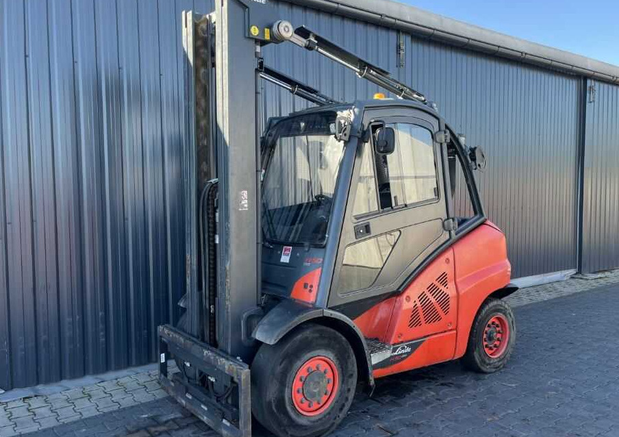 Linde H50D-02 - Empilhador a diesel: foto 1 Linde H50D-02 - Empilhador a diesel: foto 1