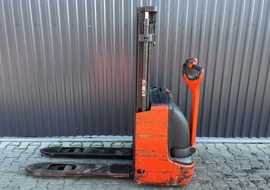Linde L12 - Stacker: foto 2 Linde L12 - Stacker: foto 2