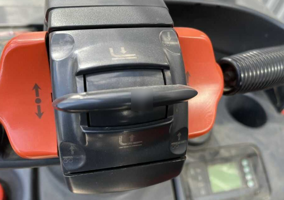 Stacker Linde L14LSP: foto 9 Stacker Linde L14LSP: foto 9