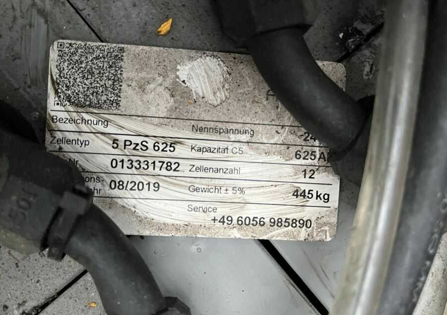 Linde P30C - Trator elétrics: foto 5 Linde P30C - Trator elétrics: foto 5