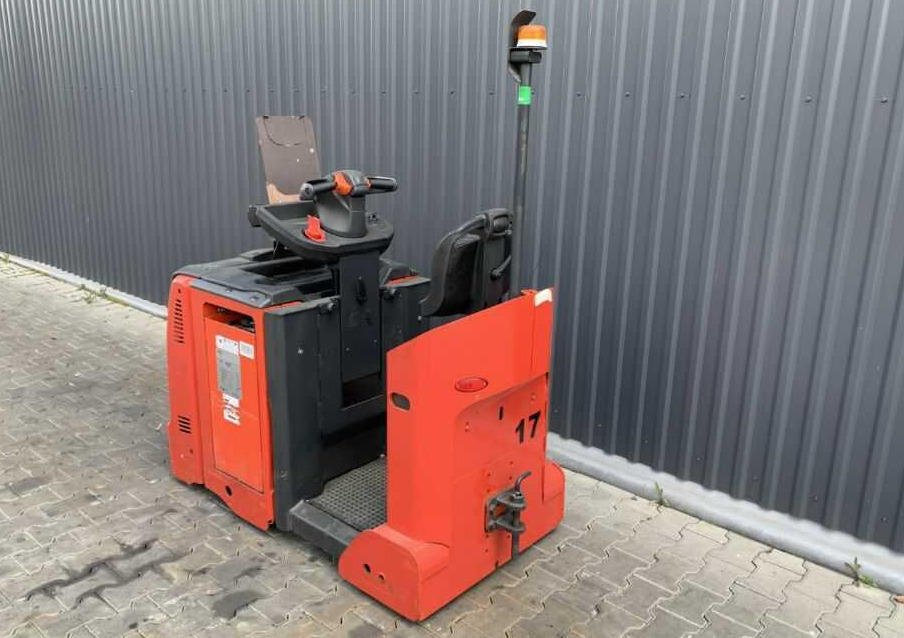 Linde P30C - Trator elétrics: foto 3 Linde P30C - Trator elétrics: foto 3