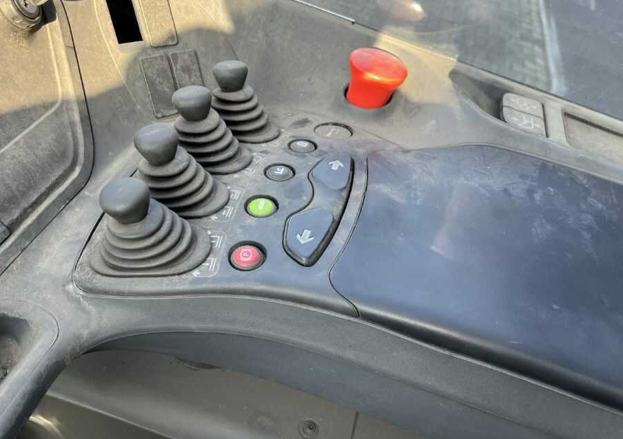 Empilhador retráctil Linde R14-01: foto 7