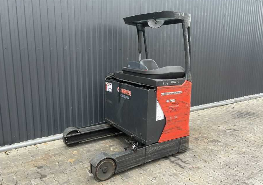 Linde R14-01 - Empilhador retráctil: foto 1 Linde R14-01 - Empilhador retráctil: foto 1