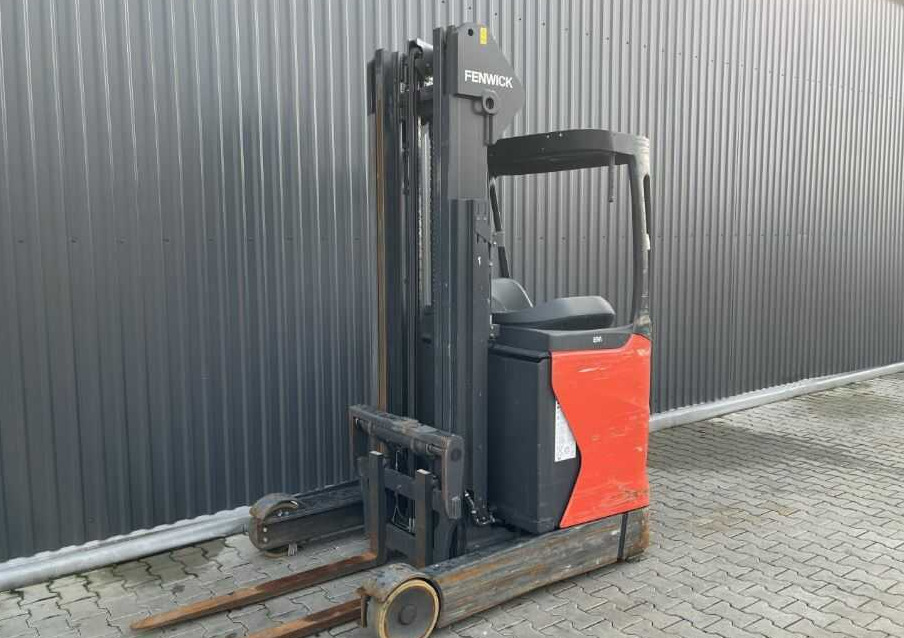 Linde R14 - Empilhador retráctil: foto 2 Linde R14 - Empilhador retráctil: foto 2