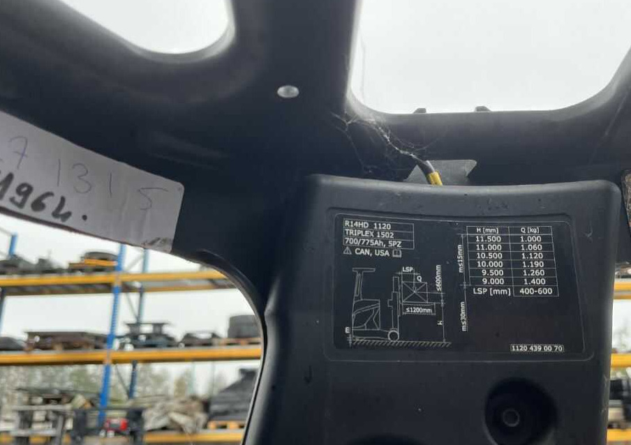 Empilhador retráctil Linde R14HD-01: foto 8