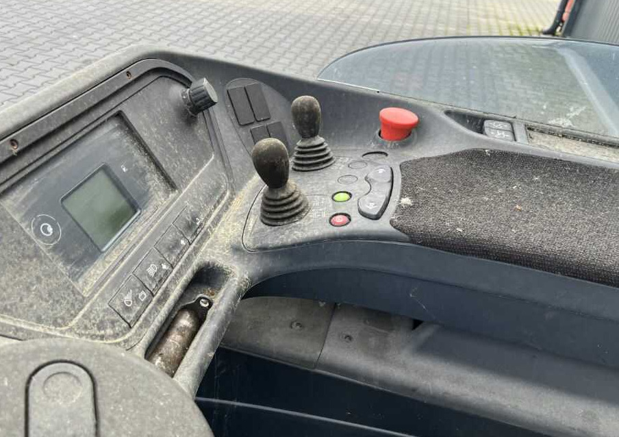 Linde R14HD-01 - Empilhador retráctil: foto 5 Linde R14HD-01 - Empilhador retráctil: foto 5