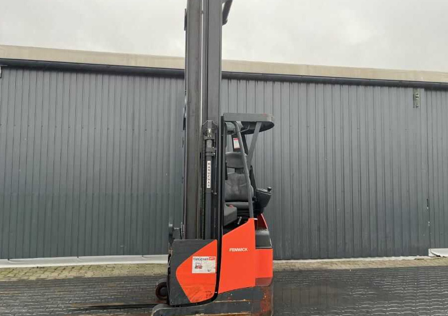 Linde R14X - Empilhador retráctil: foto 2 Linde R14X - Empilhador retráctil: foto 2