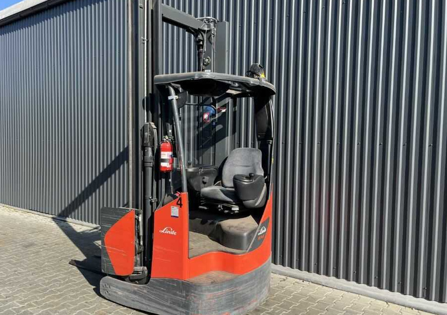 Linde R14X - Empilhador retráctil: foto 3 Linde R14X - Empilhador retráctil: foto 3