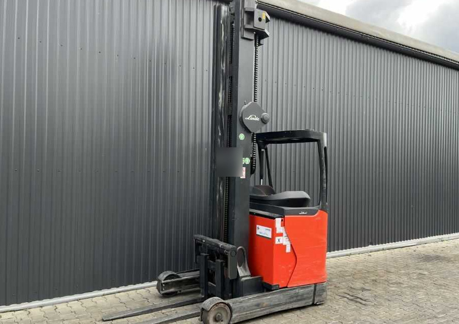 Linde R16HD-01 - Empilhador retráctil: foto 1 Linde R16HD-01 - Empilhador retráctil: foto 1