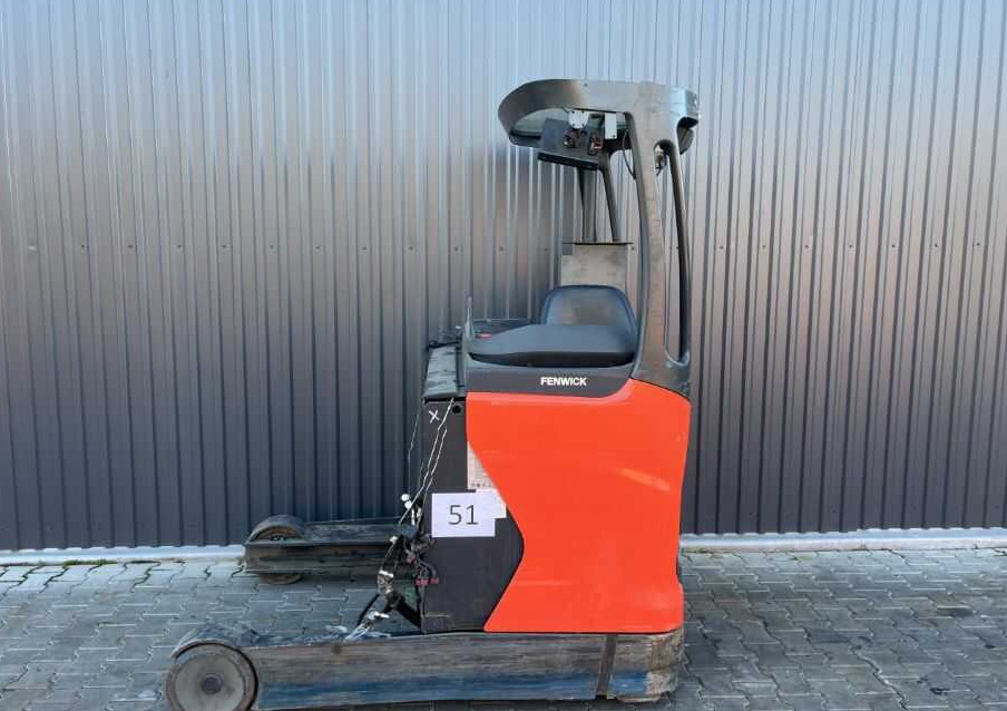 Linde R16HD-01 - Empilhador retráctil: foto 2 Linde R16HD-01 - Empilhador retráctil: foto 2