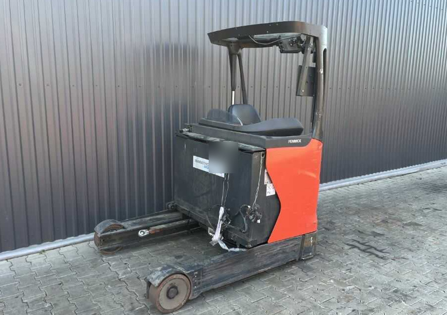 Linde R16HD-01 - Empilhador retráctil: foto 1 Linde R16HD-01 - Empilhador retráctil: foto 1