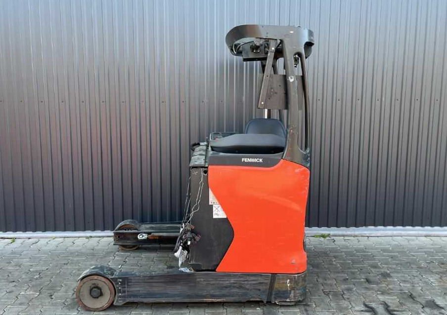 Linde R16HD-01 - Empilhador retráctil: foto 2 Linde R16HD-01 - Empilhador retráctil: foto 2