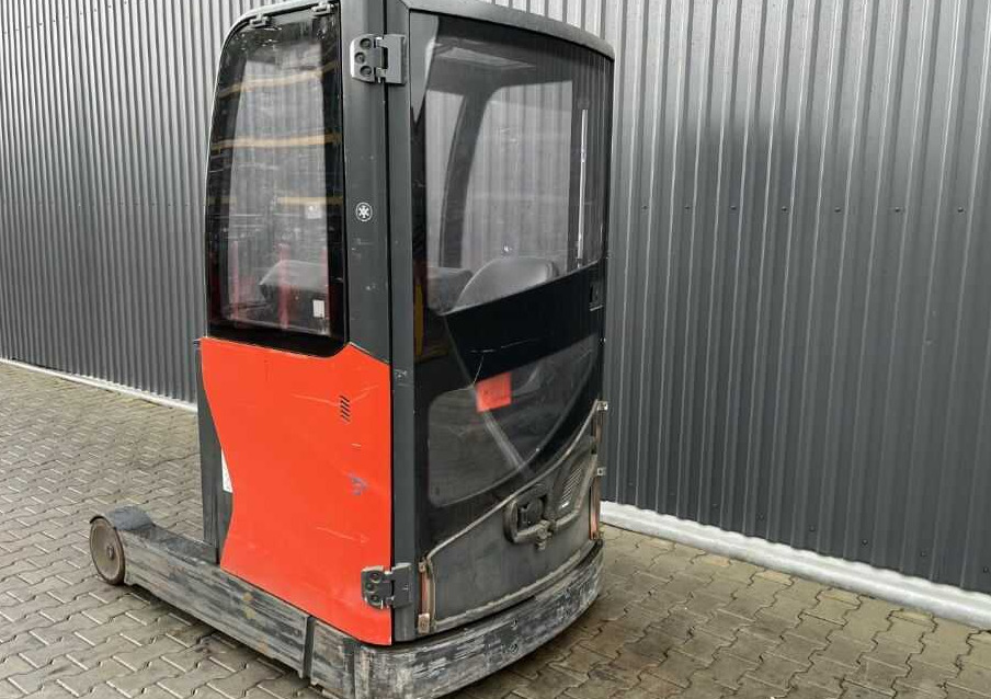 Linde R16HD-01 - Empilhador retráctil: foto 3 Linde R16HD-01 - Empilhador retráctil: foto 3