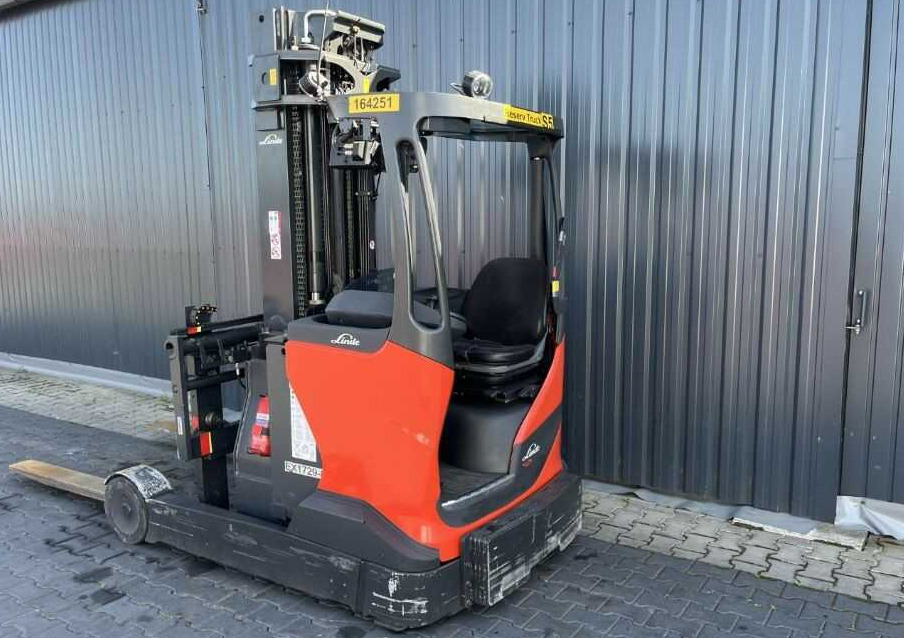 Linde R25 - Empilhador retráctil: foto 3 Linde R25 - Empilhador retráctil: foto 3