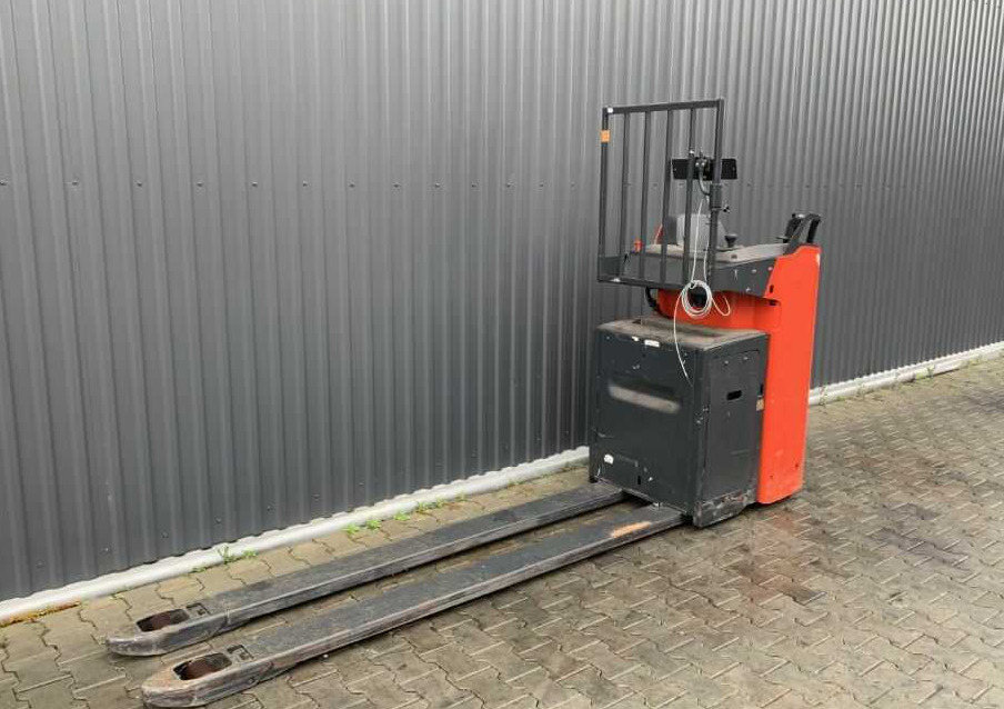 Linde T20S - Porta-palete: foto 1 Linde T20S - Porta-palete: foto 1