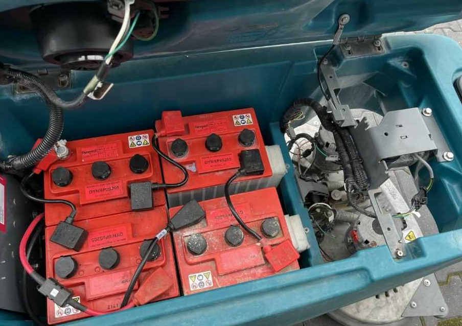 Lavadora aspiradora de pavimentos Tennant T500: foto 7 Lavadora aspiradora de pavimentos Tennant T500: foto 7