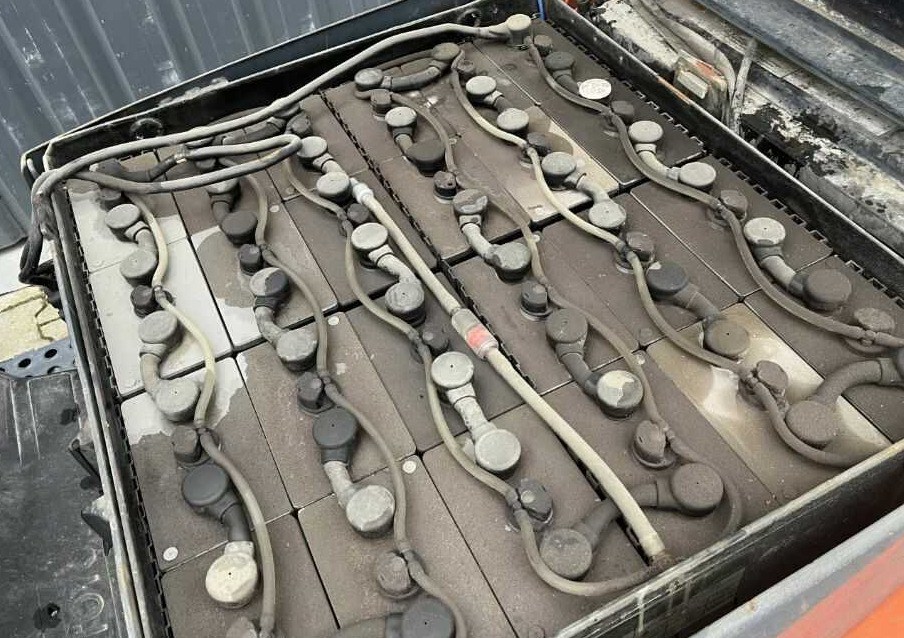 Toyota 8FBET18 - Empilhador elétrico: foto 5 Toyota 8FBET18 - Empilhador elétrico: foto 5