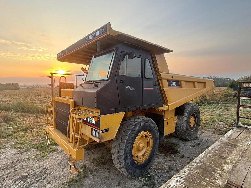 Caterpillar 769D - Dumper: foto 1 Caterpillar 769D - Dumper: foto 1