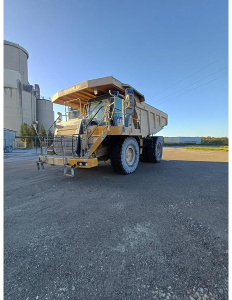 Caterpillar 775F - Caminhão fora de estrada: foto 1 Caterpillar 775F - Caminhão fora de estrada: foto 1