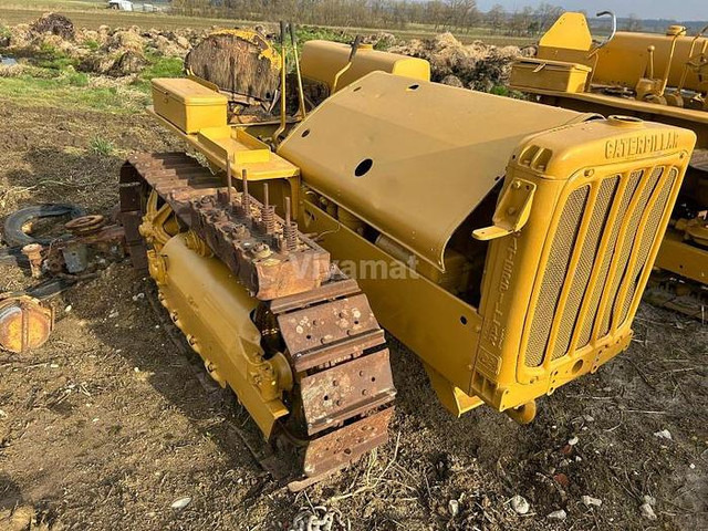 Caterpillar D2 - - Buldôzer: foto 3 Caterpillar D2 - - Buldôzer: foto 3
