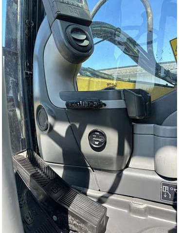 Mini escavadeira Caterpillar M322D VAH: foto 8