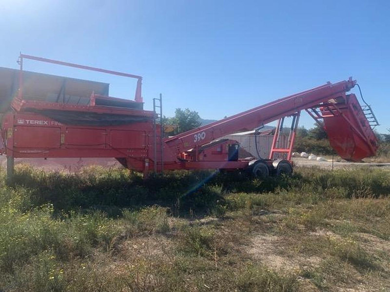 Terex FINLAY 390 - Peneira vibratória: foto 1 Terex FINLAY 390 - Peneira vibratória: foto 1