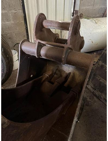 Volvo EC220 - Balde: foto 2 Volvo EC220 - Balde: foto 2