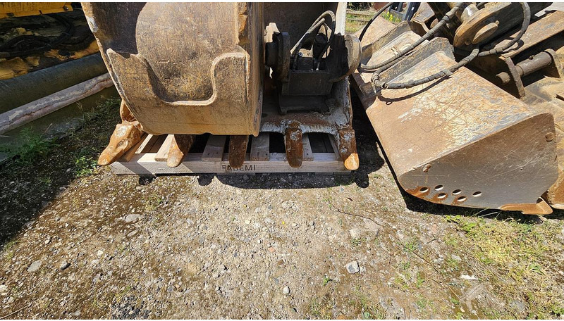 Volvo EW160 - Balde: foto 5 Volvo EW160 - Balde: foto 5