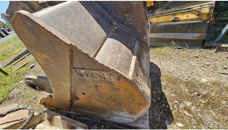 Volvo EW160 - Balde: foto 1 Volvo EW160 - Balde: foto 1