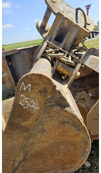 Volvo EW160 - Balde: foto 1 Volvo EW160 - Balde: foto 1