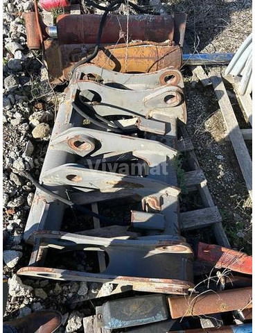 Volvo L120C/D/E/F/H L90C/D/E/F - Acoplamento rápido: foto 1 Volvo L120C/D/E/F/H L90C/D/E/F - Acoplamento rápido: foto 1