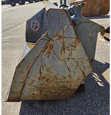 Volvo Volvo standard 7t - Balde: foto 3 Volvo Volvo standard 7t - Balde: foto 3