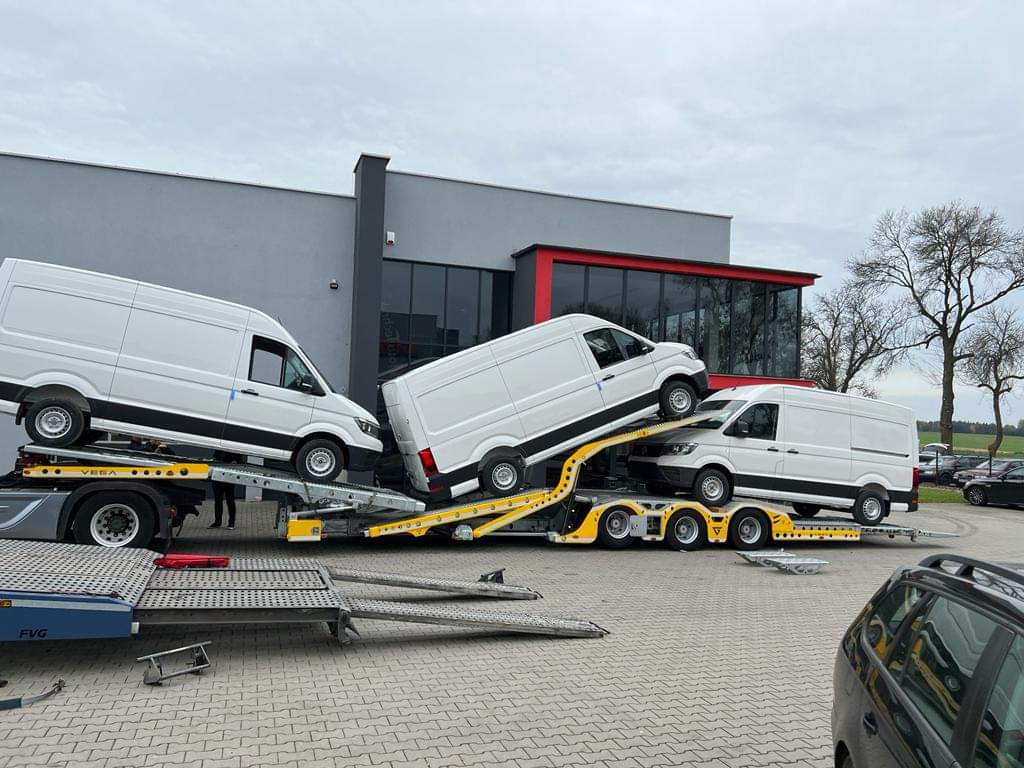 ALPHAMAX 3 AXLE TRUCK TRANSPORTER VEGA TRAILER - Semi-reboque transporte de veículos: foto 4 ALPHAMAX 3 AXLE TRUCK TRANSPORTER VEGA TRAILER - Semi-reboque transporte de veículos: foto 4