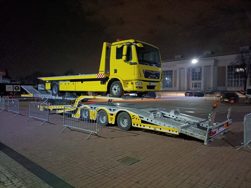 ALPHAMAX 3 AXLE TRUCK TRANSPORTER VEGA TRAILER - Semi-reboque transporte de veículos: foto 3 ALPHAMAX 3 AXLE TRUCK TRANSPORTER VEGA TRAILER - Semi-reboque transporte de veículos: foto 3