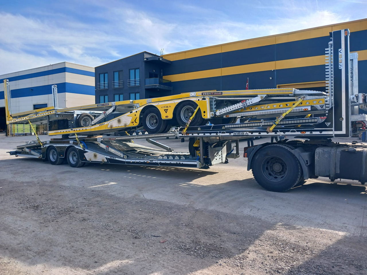 Semi-reboque transporte de veículos Vega Trailer 2 Axle Jeep Transporter (Vehicles): foto 17