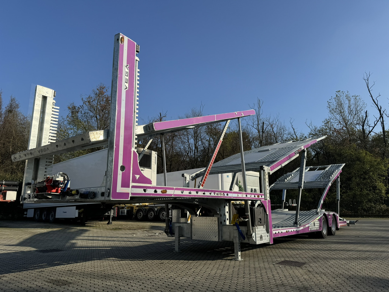 Vega Trailer 2 Axle Jeep Transporter (Vehicles) - Semi-reboque transporte de veículos: foto 2 Vega Trailer 2 Axle Jeep Transporter (Vehicles) - Semi-reboque transporte de veículos: foto 2