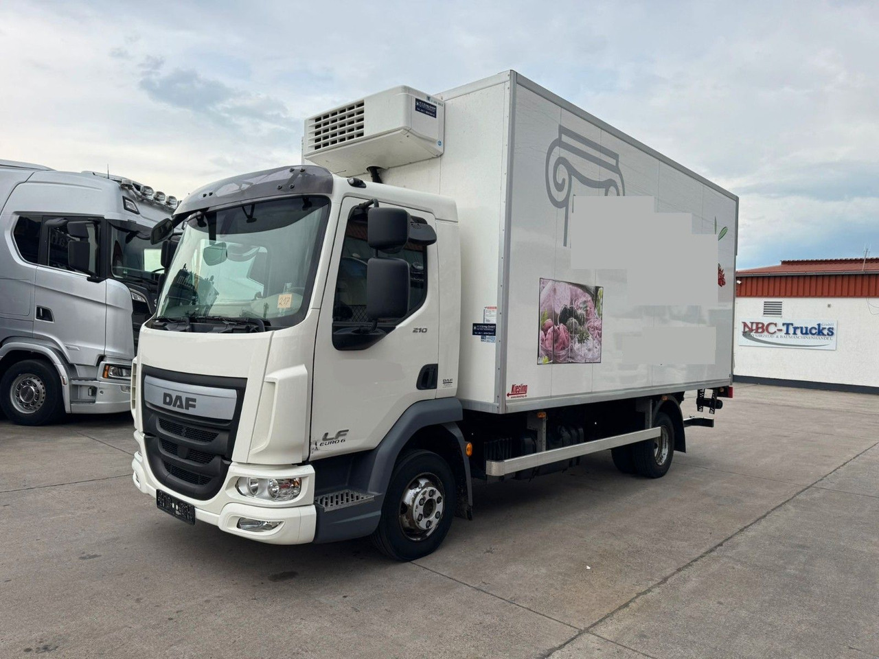 DAF LF 210 * THERMO-KING * TIEFKÜHL * LBW 1,5 TON * - Carrinha frigorífica: foto 1 DAF LF 210 * THERMO-KING * TIEFKÜHL * LBW 1,5 TON * - Carrinha frigorífica: foto 1