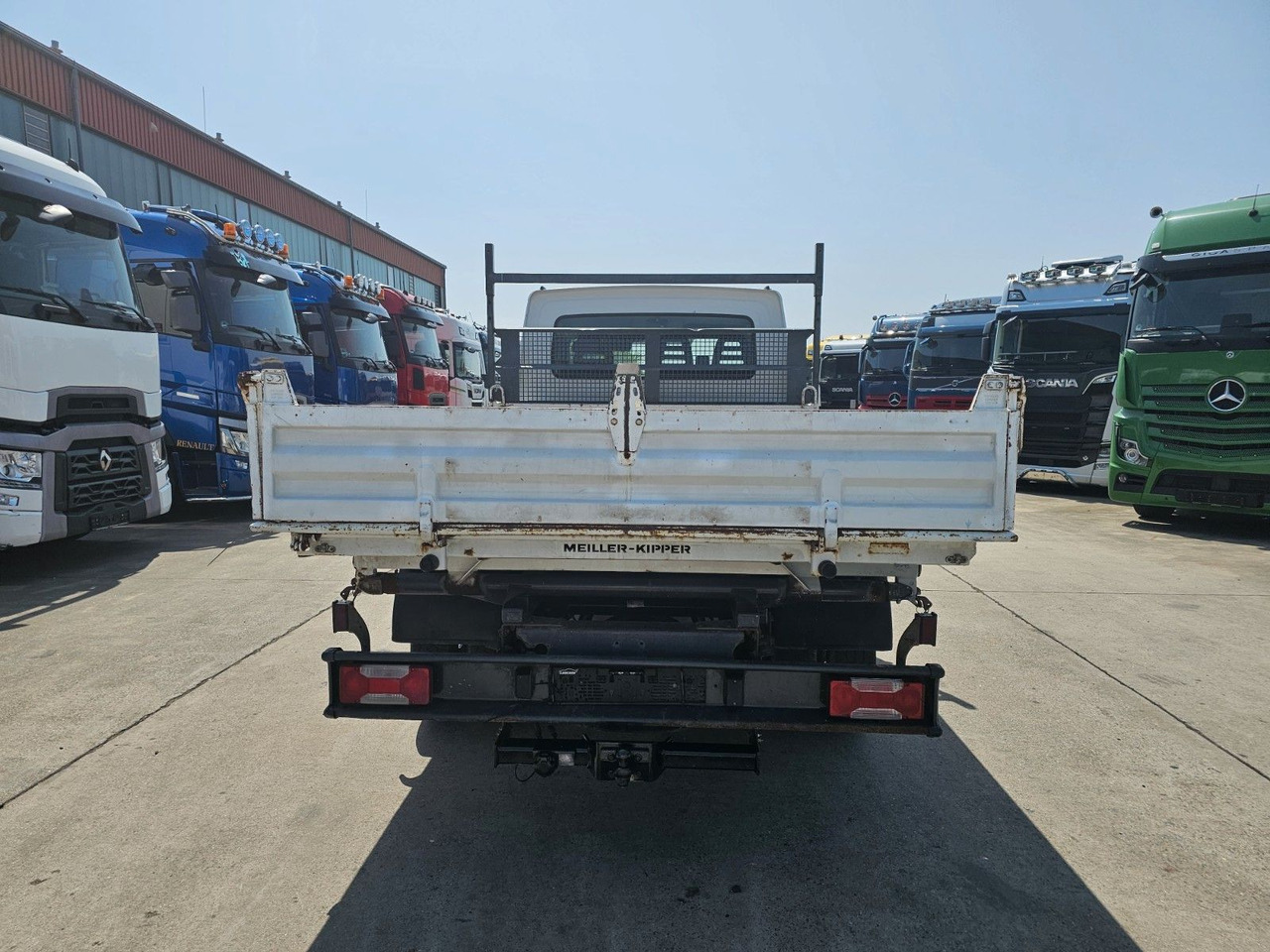 Iveco DAILY * DREISEITENKIPPER * MEILER * STANDHZ - Carrinha basculante, Carrinha cabine dupla: foto 5 Iveco DAILY * DREISEITENKIPPER * MEILER * STANDHZ - Carrinha basculante, Carrinha cabine dupla: foto 5