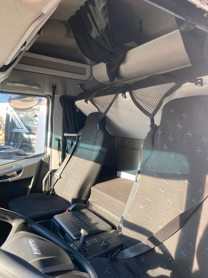 Locação financeira de  Iveco EUROCARGO 120E250 * MOTORSCHADEN * SCHLAFKABINE Iveco EUROCARGO 120E250 * MOTORSCHADEN * SCHLAFKABINE: foto 7