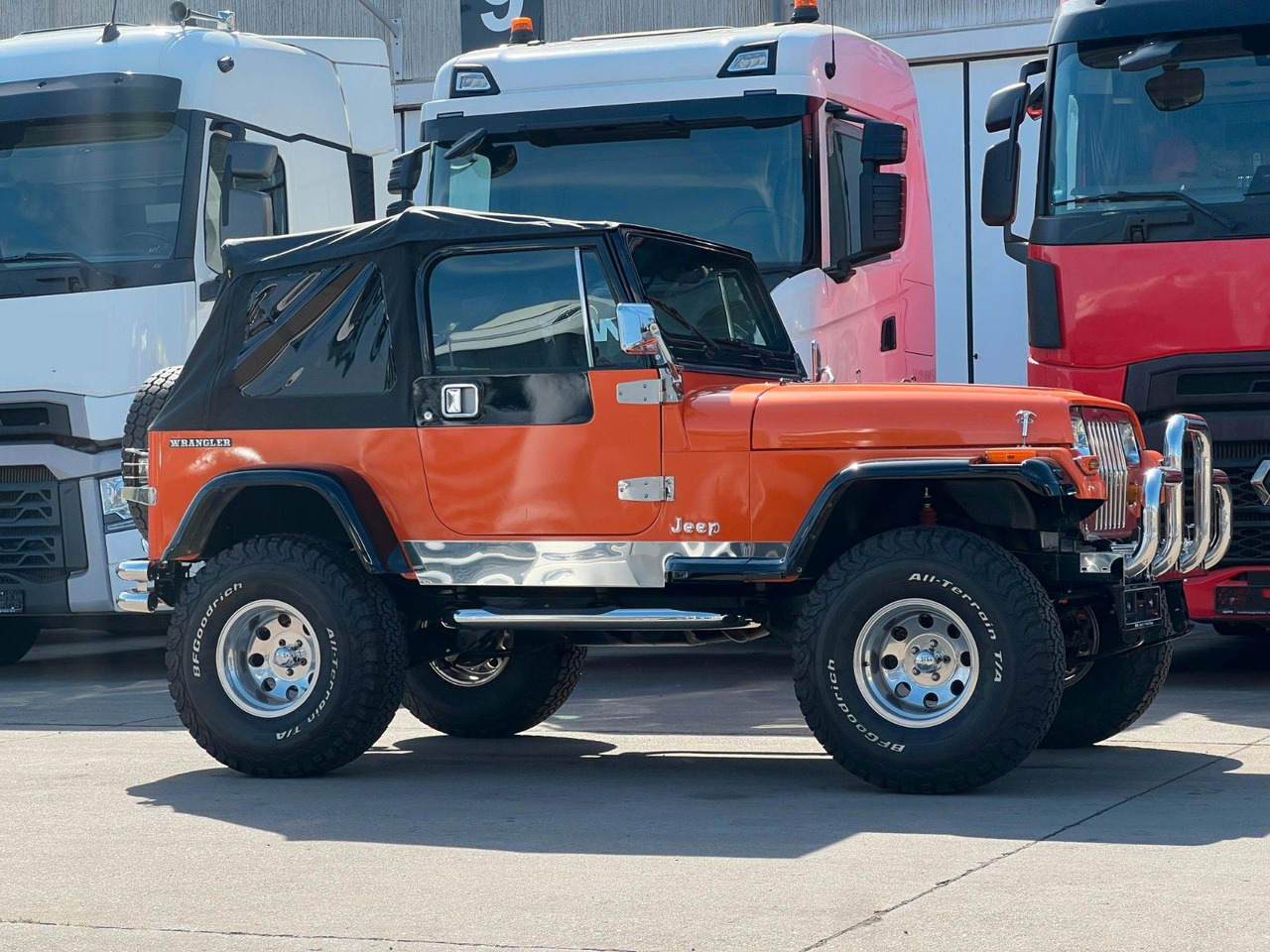 Jeep Wrangler * V8 UMBAU * OLDTIMER * TOP * - SUV: foto 4 Jeep Wrangler * V8 UMBAU * OLDTIMER * TOP * - SUV: foto 4