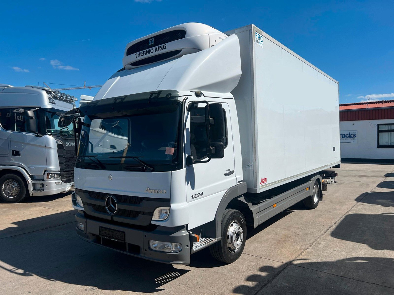Mercedes-Benz Atego 1224 * KLIMA * THERMO KING * BÄR 1,5t * - Camião frigorífico: foto 1 Mercedes-Benz Atego 1224 * KLIMA * THERMO KING * BÄR 1,5t * - Camião frigorífico: foto 1