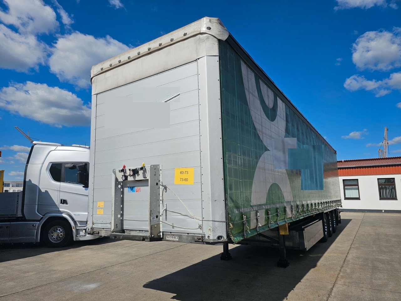 Schmitz Cargobull SCS 24/L * LIFTACHSE * PLANE * PALETTENK. - Semi-reboque de lona: foto 3 Schmitz Cargobull SCS 24/L * LIFTACHSE * PLANE * PALETTENK. - Semi-reboque de lona: foto 3