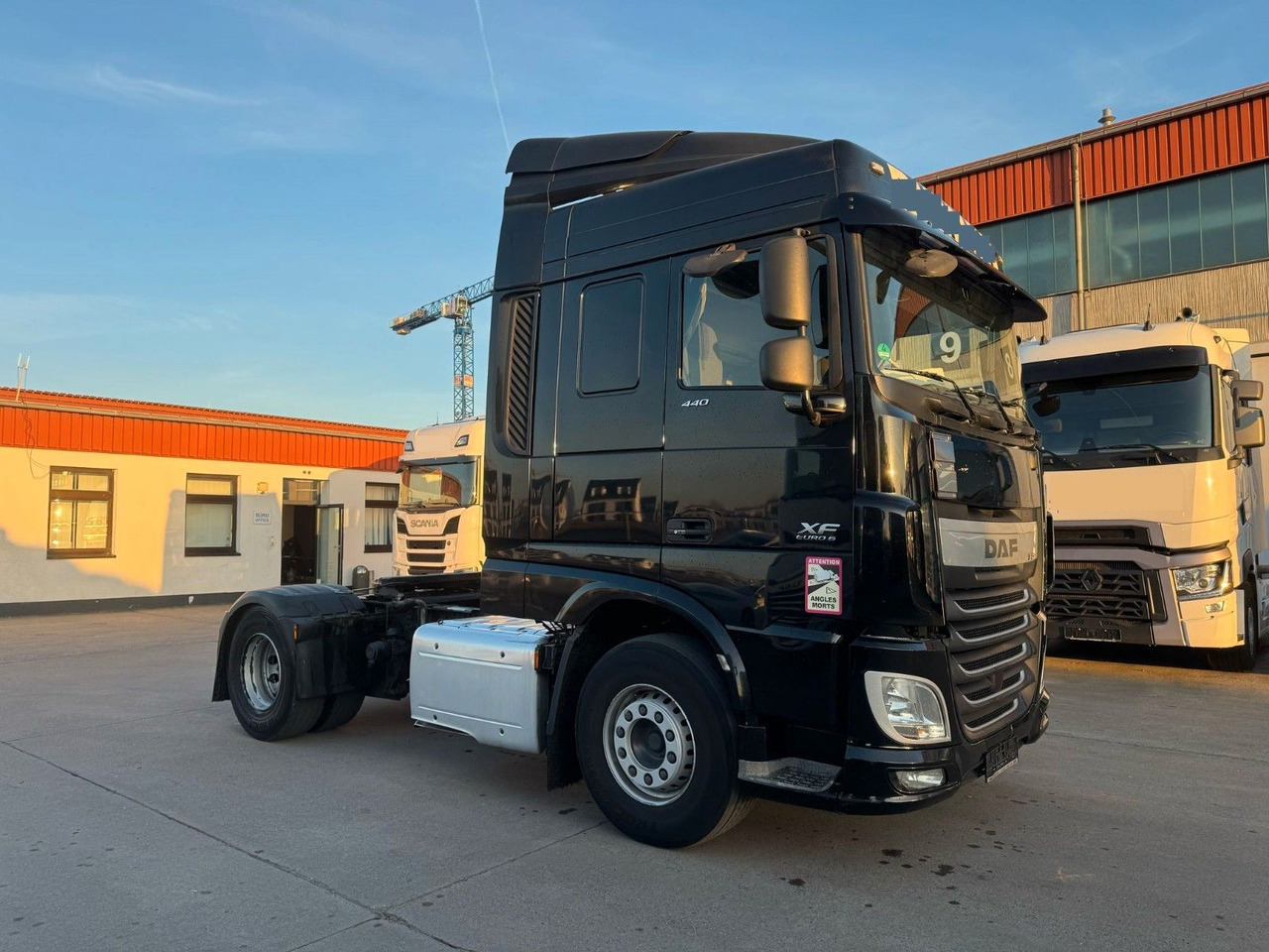 DAF XF 440*RETARDER*STANDKLIMA*KOMPRESSOR*ADR*SC * - Tractor: foto 3 DAF XF 440*RETARDER*STANDKLIMA*KOMPRESSOR*ADR*SC * - Tractor: foto 3