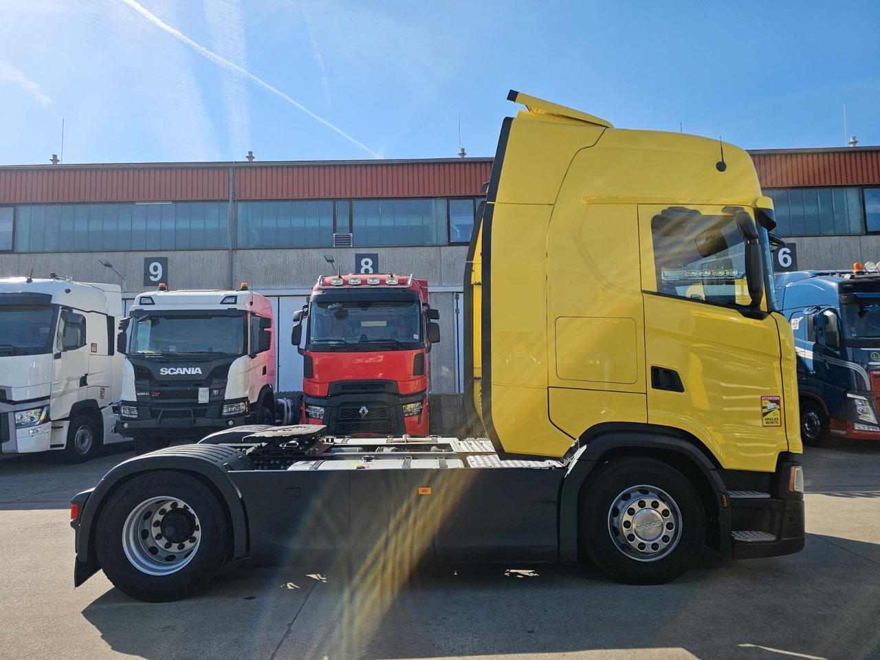 Scania S450 *RETARDER*2xTANK*ACC*TV*MIKROWELLE*2X VORHA - Tractor: foto 4 Scania S450 *RETARDER*2xTANK*ACC*TV*MIKROWELLE*2X VORHA - Tractor: foto 4