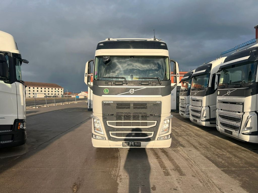 Volvo FH 500 * GLOBETROTTER * 2x TANK * - Tractor: foto 2 Volvo FH 500 * GLOBETROTTER * 2x TANK * - Tractor: foto 2