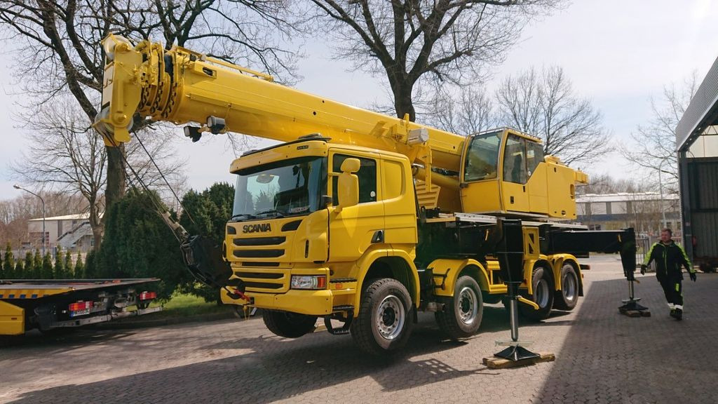 Liebherr LTF 1045 Scania - Grua móvel: foto 1 Liebherr LTF 1045 Scania - Grua móvel: foto 1
