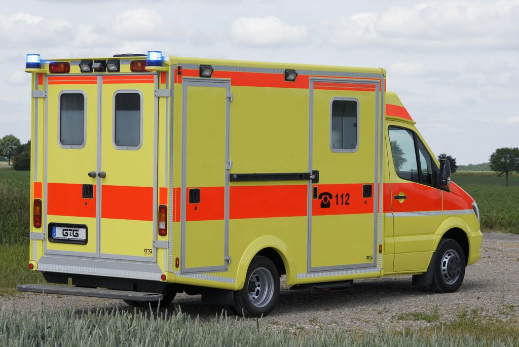 Ambulância Mercedes-Benz Sprinter 519  // Mod. 2017 // 1 J Garantie // Mercedes-Benz Sprinter 519  // Mod. 2017 // 1 J Garantie //: foto 11